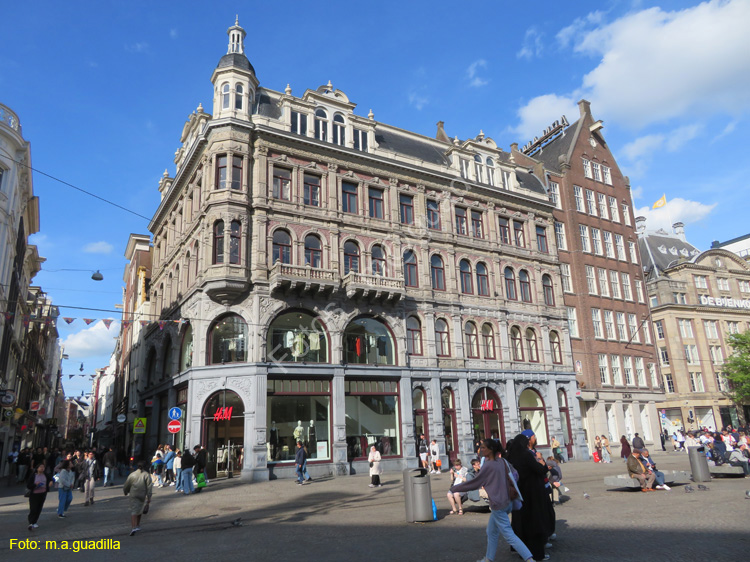 AMSTERDAM (266) Plaza Dam
