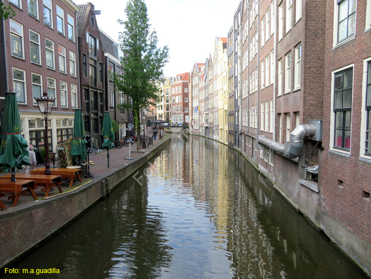 AMSTERDAM (288) Oudezijds Voorburgwal