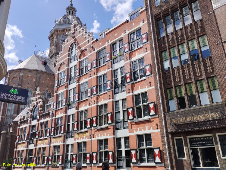 AMSTERDAM (290) Oudezijds Voorburgwal