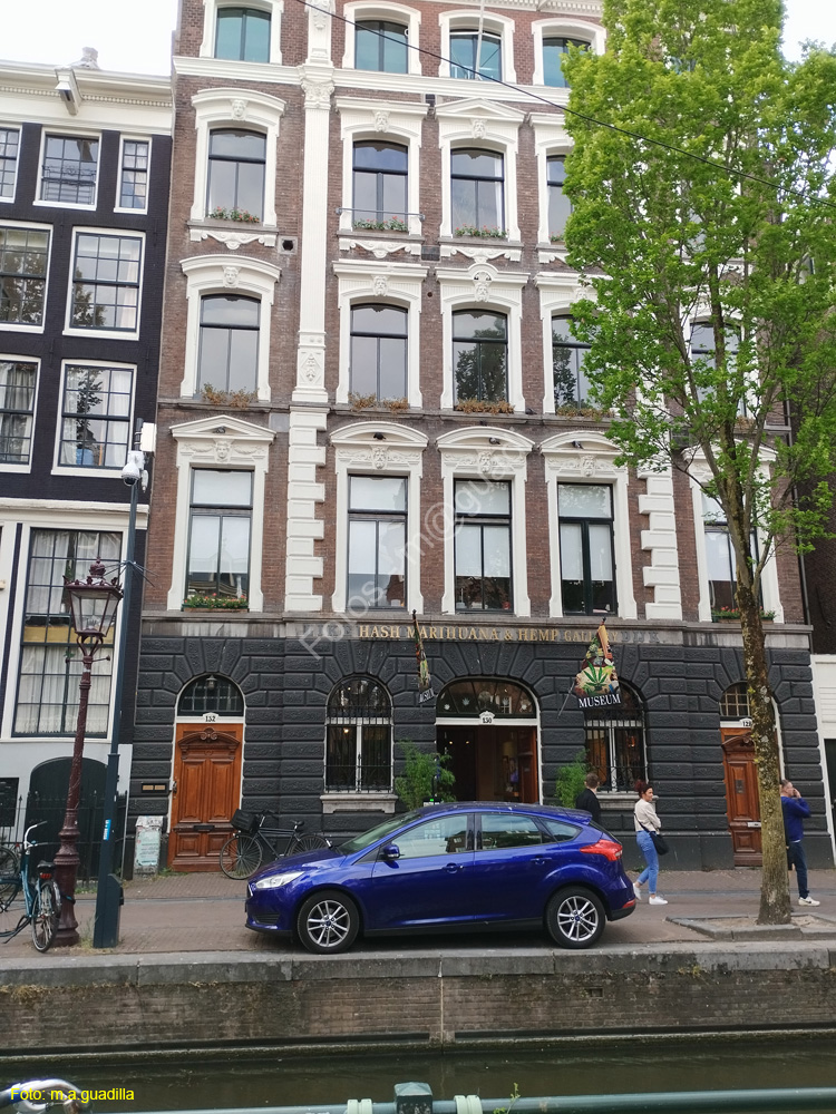 AMSTERDAM (296) Oudezijds Voorburgwal