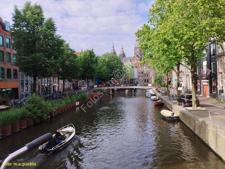 AMSTERDAM (299) Oudezijds Voorburgwal
