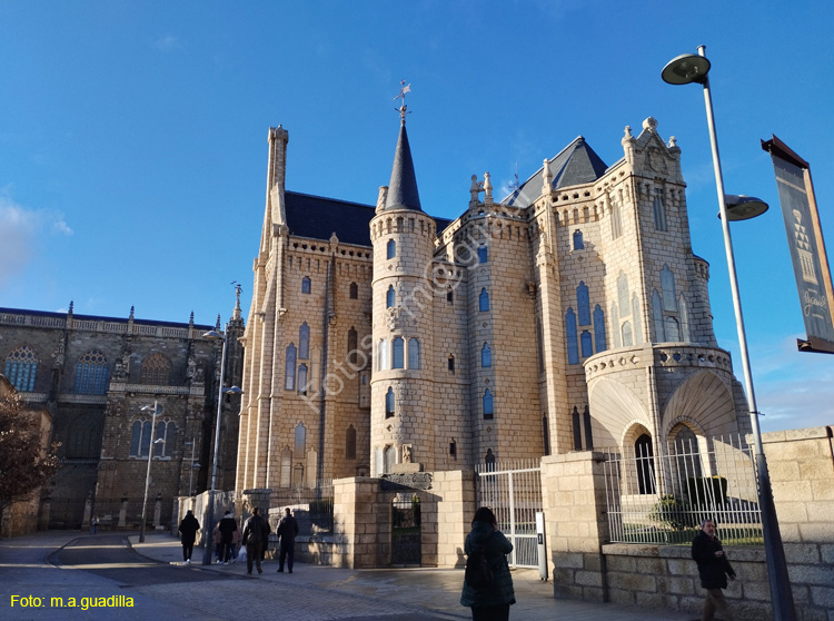 ASTORGA (186) Palacio de Gaudi