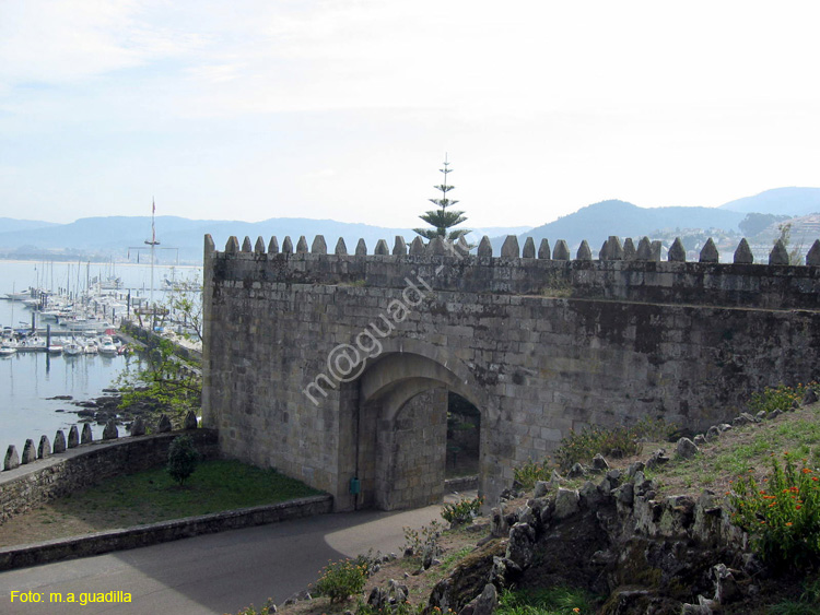 BAIONA (128) Castillo de Monterreal - Parador