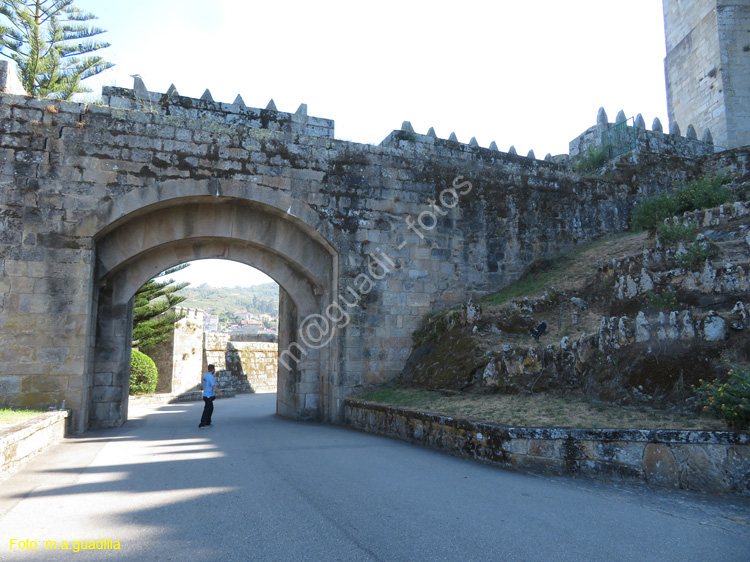 BAIONA (130) Castillo de Monterreal - Parador