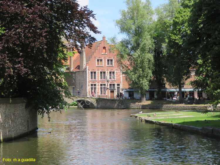 BRUJAS (115) Begijnhof - Beaterio