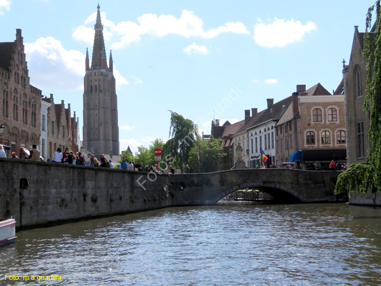 BRUJAS (224) En barco por los Canales
