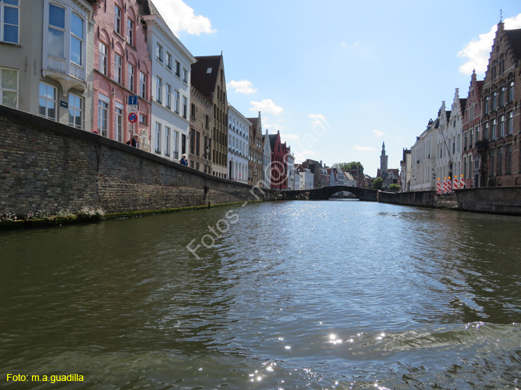 BRUJAS (238) En barco por los Canales