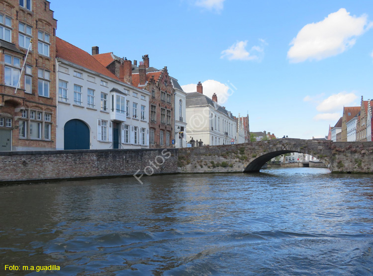 BRUJAS (243) En barco por los Canales