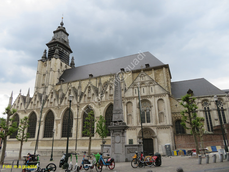 BRUSELAS (124) Notre Dame de la Chapelle