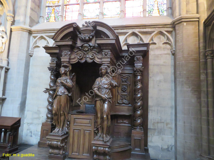 BRUSELAS (334) Catedral de San Miguel y Santa Gudula