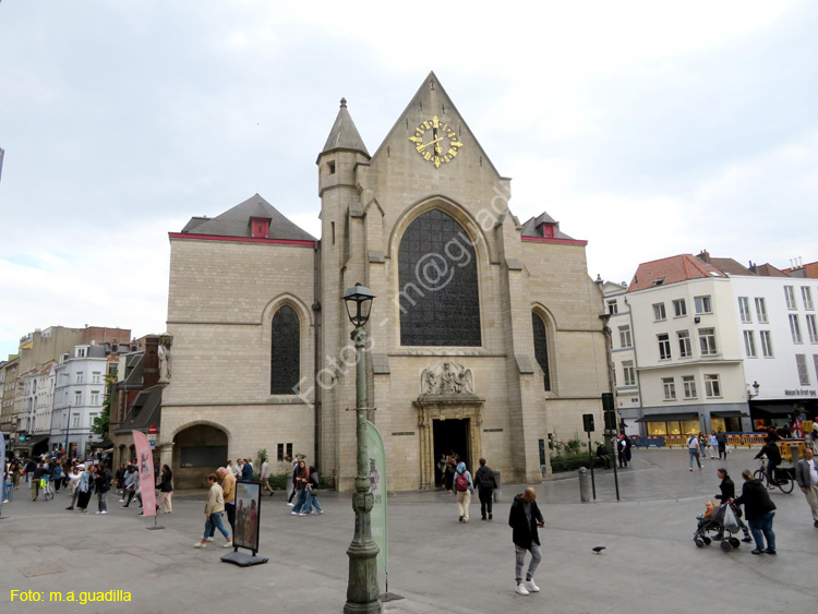 BRUSELAS (376) Iglesia de San Nicolas