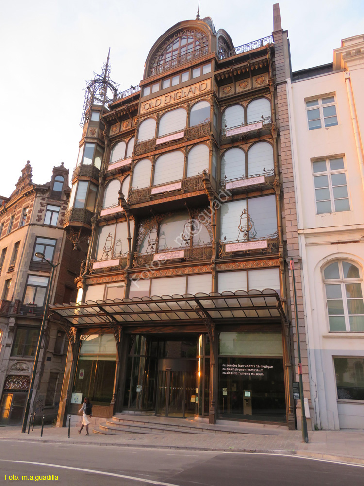 BRUSELAS (414) cl. Koudenberg Old England - Museo