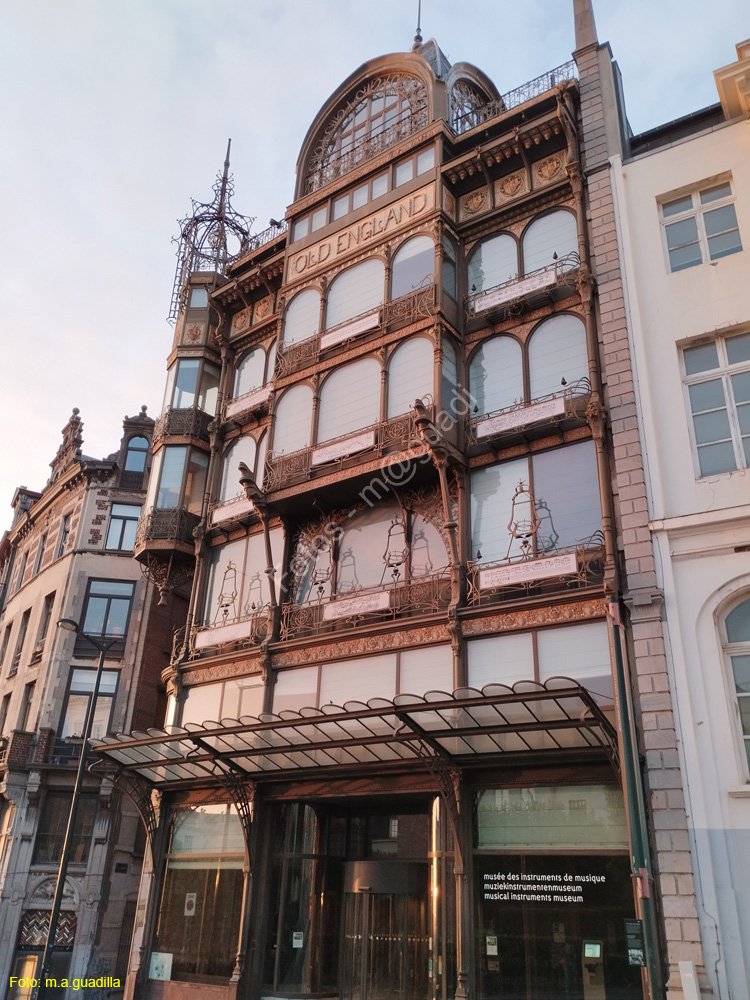 BRUSELAS (417)  cl. Koudenberg Old England - Museo