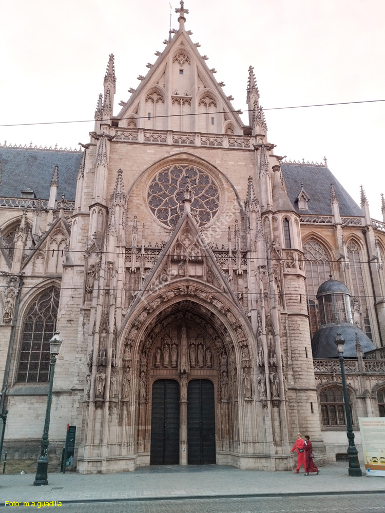 BRUSELAS (439)  Iglesia de Notre-Dame des Victoires au Sablon