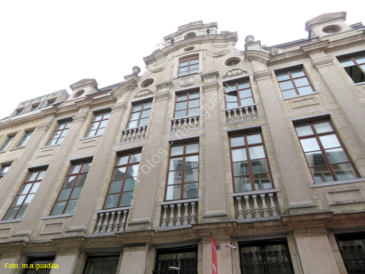 BRUSELAS (495) Rue des Grands Carmes