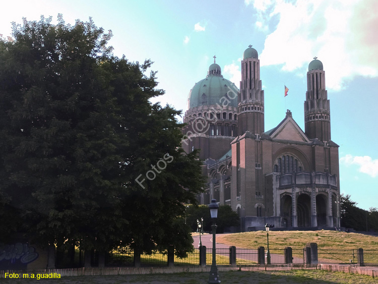 BRUSELAS (521) Basilica de Notre Dame