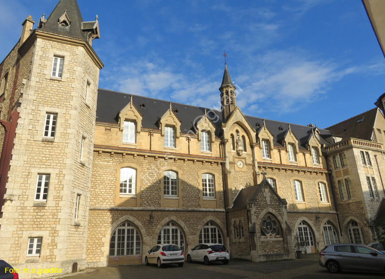 CHARTRES (211) Cloitre Notre Dame