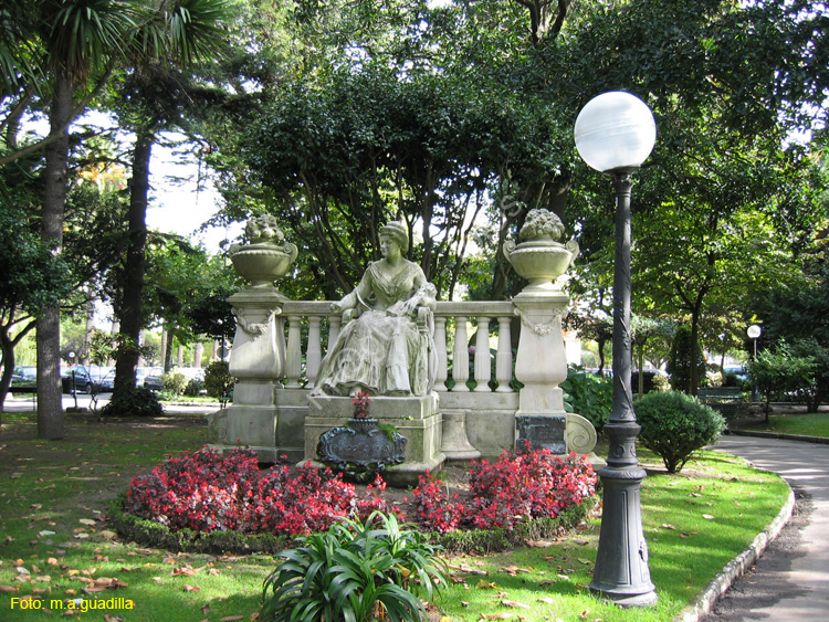 LA CORUÑA (247) Monumento a Emilia Pardo Bazan 2005