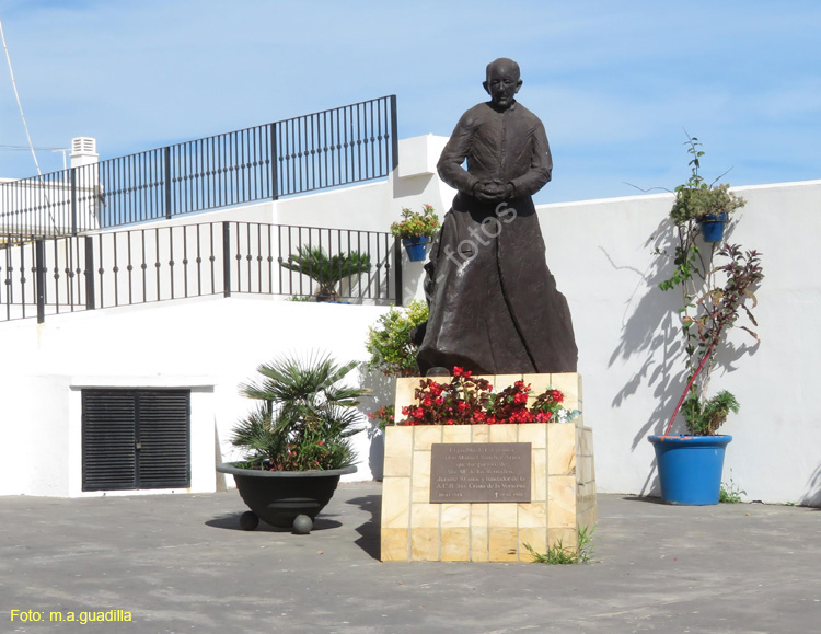 ESTEPONA (115) Plaza de San Francisco