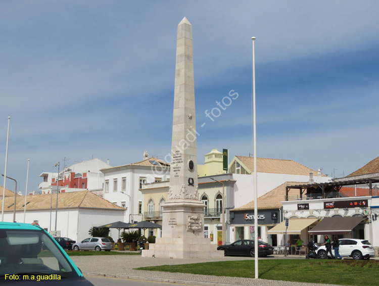 FARO (248) Obelisco Avda da Republica