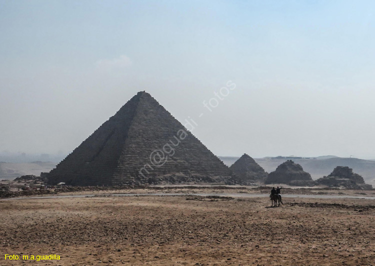 GUIZA (125) Piramides