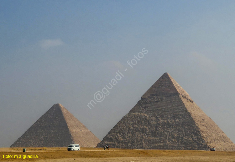 GUIZA (130) Piramides