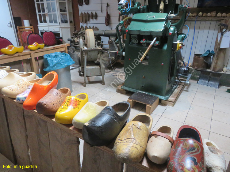 MARKEN (133)