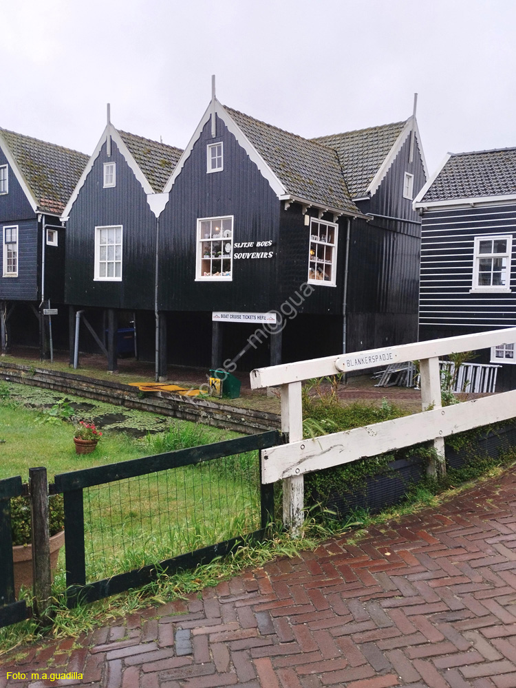MARKEN (142)