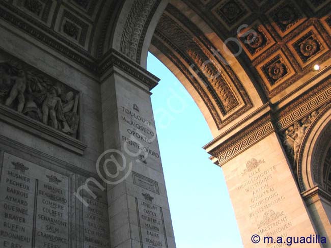 PARIS 294 Arc de Triomphe