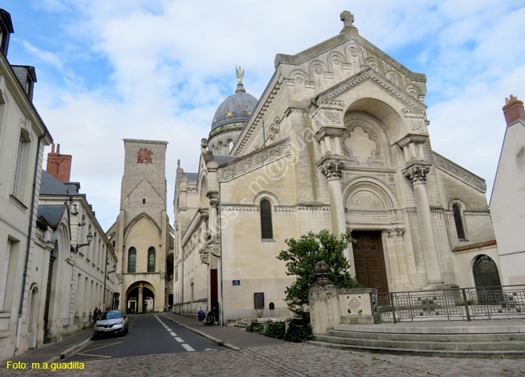 TOURS (166) Basilica de Saint-Martin