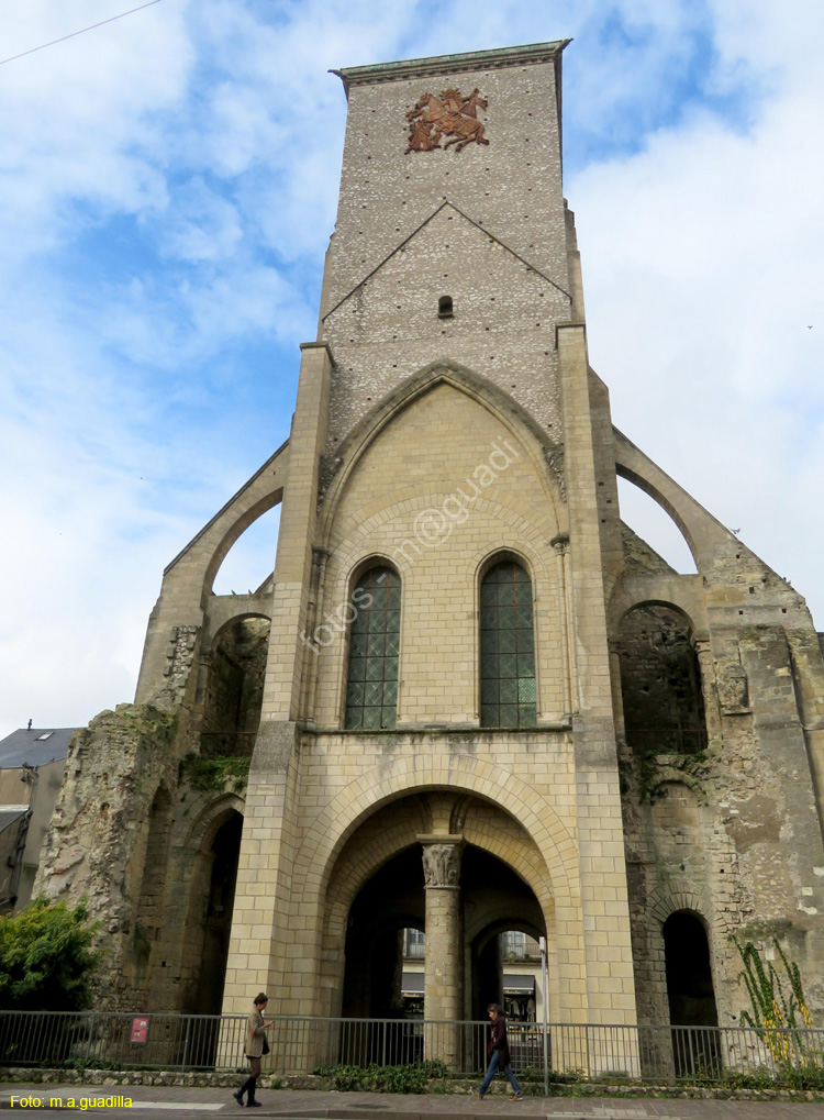 TOURS (213) Torre de Carlomagno