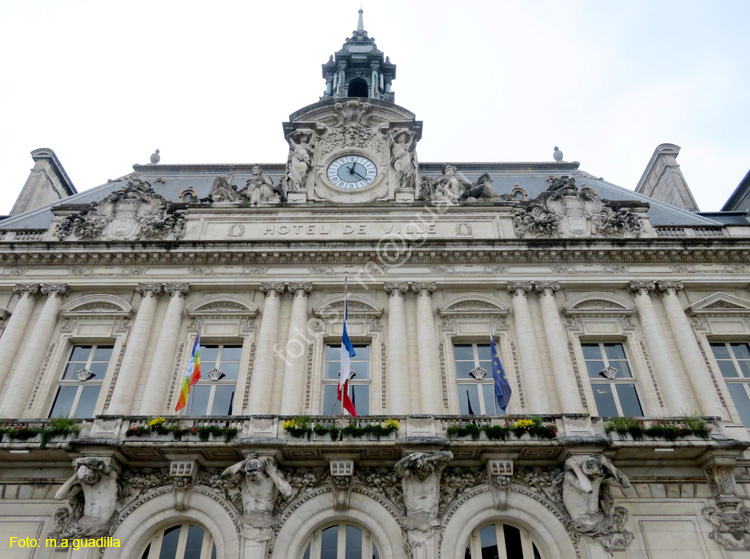 TOURS (284) Ayuntamiento - Hotel de Ville