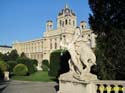 VIENA - Maria Theresien Platz y Museos de Historia Natural y Bellas Artes 009