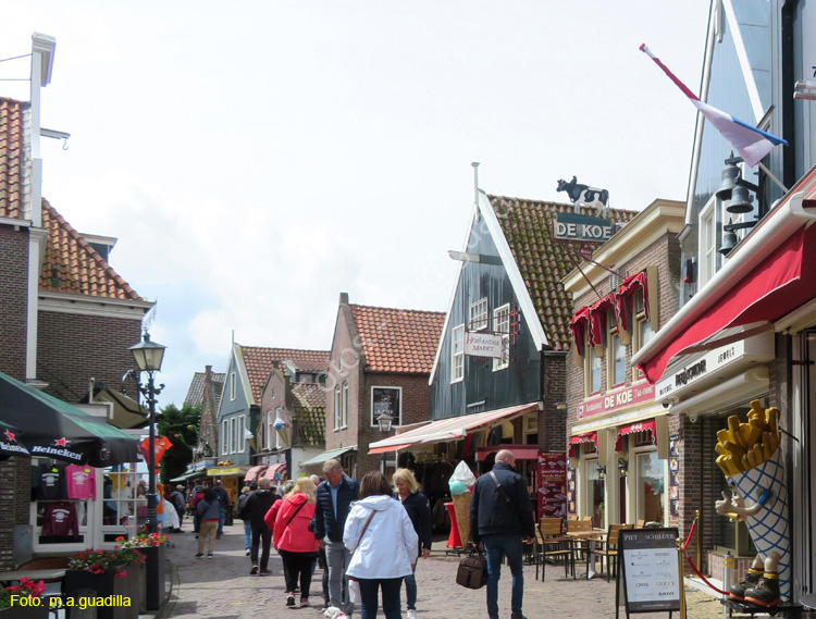 VOLENDAM (103)