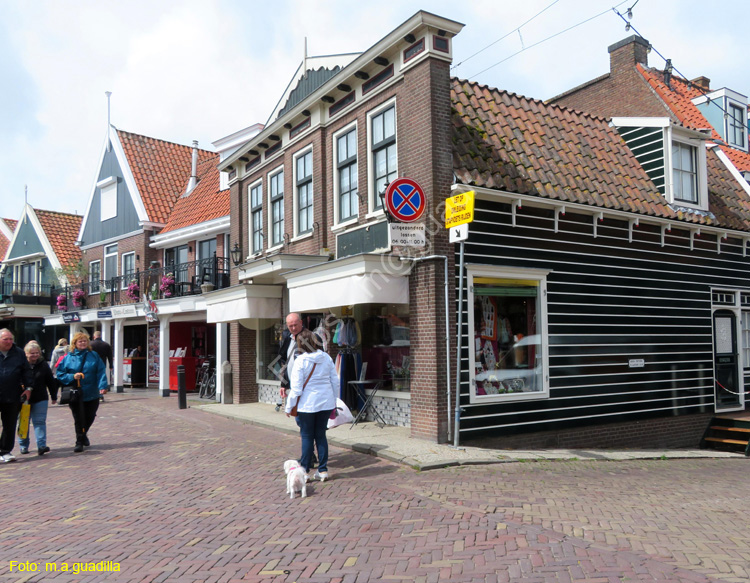 VOLENDAM (107)