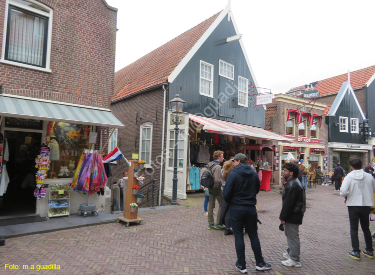 VOLENDAM (117)
