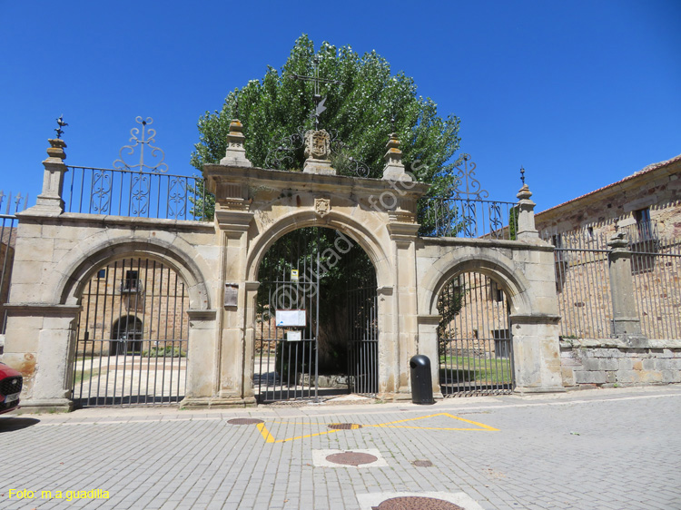 AGUILAR DE CAMPOO (151) Monasterio de Santa Maria la Real