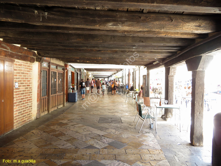 AGUILAR DE CAMPOO (177) Plaza de España