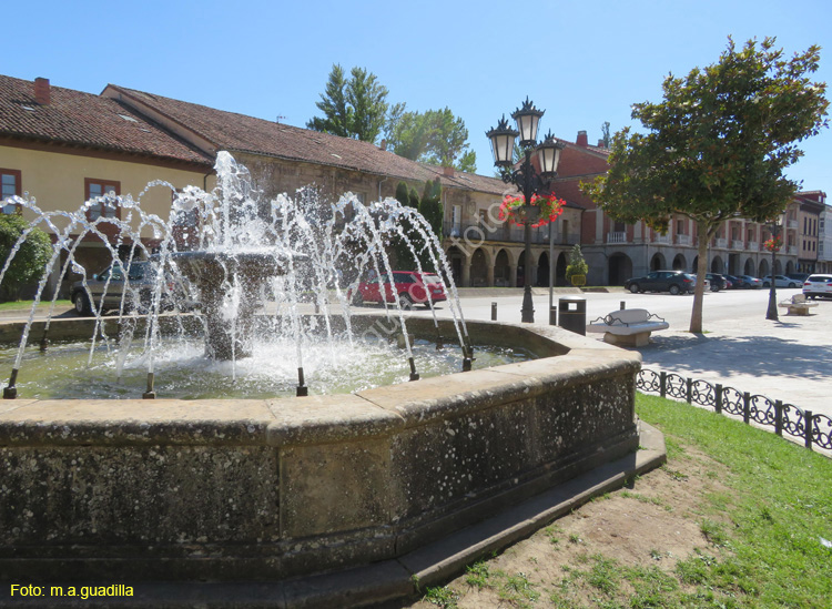 AGUILAR DE CAMPOO (187) Plaza de España