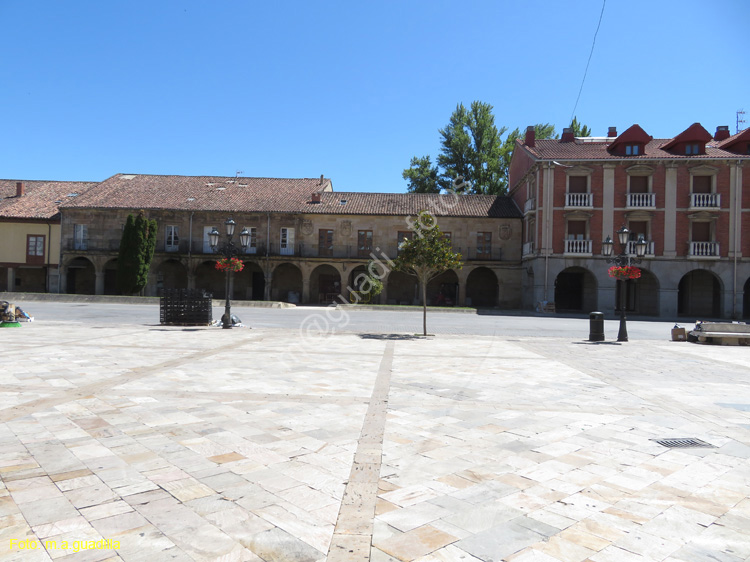 AGUILAR DE CAMPOO (280) Palacio de los Marqueses de Aguilar