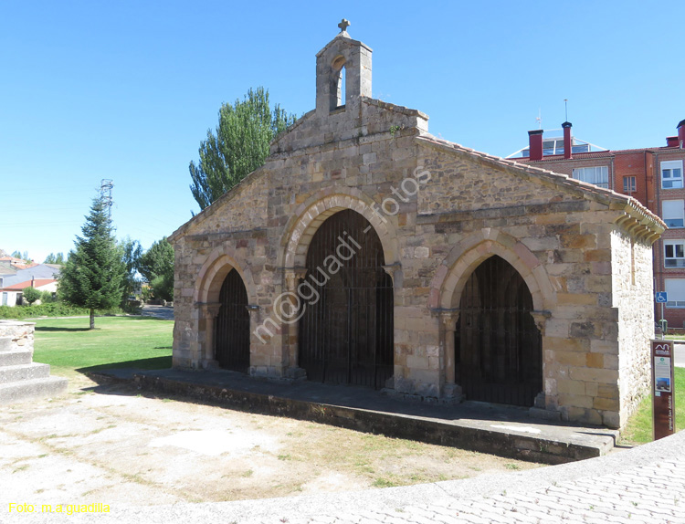 AGUILAR DE CAMPOO (299) Iglesia de San Andres