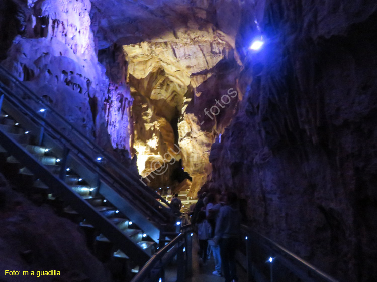 REVILLA DE POMAR (101) Cueva de los Franceses