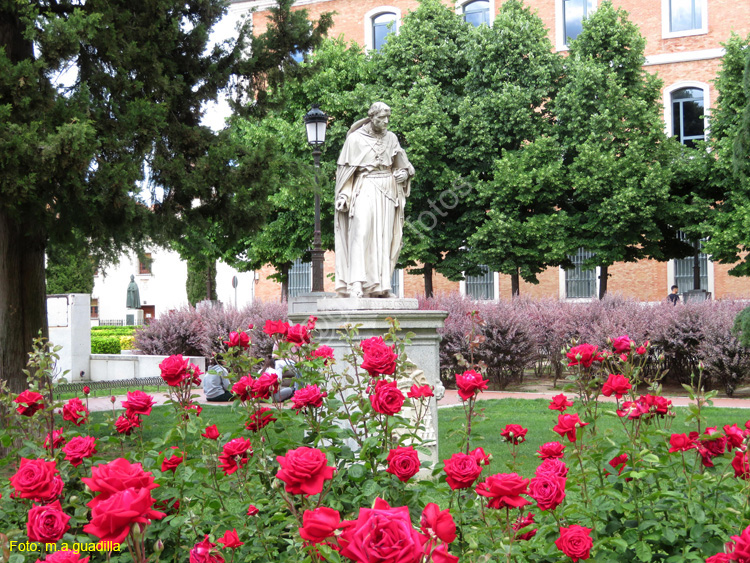 ALCALA DE HENARES (289) Monumento Cardenal Cisneros