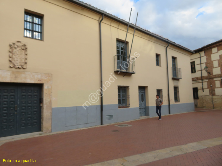 ALCALA DE HENARES (491) Plaza Victoria