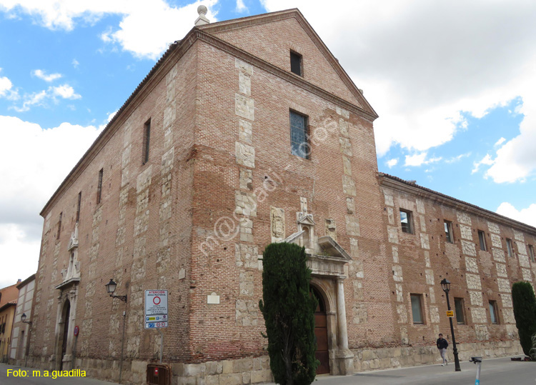 ALCALA DE HENARES (530) Colegio del Carmen Calzado - E. Arquitectura