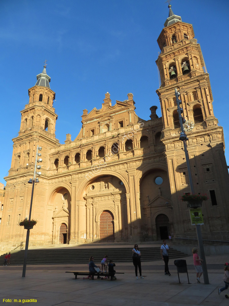 ALFARO (167) Colegiata de San Miguel Arcangel