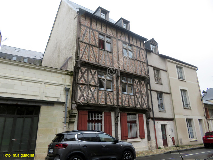 AMBOISE (236) Rue Victor Hugo