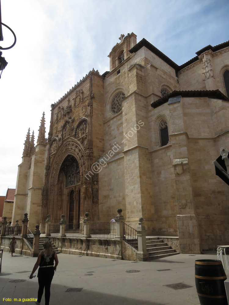 ARANDA DE DUERO (103) Iglesia de Santa Maria