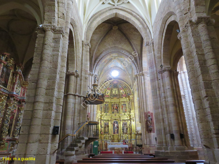 BENAVENTE (160) Iglesia de Santa María del Azogue