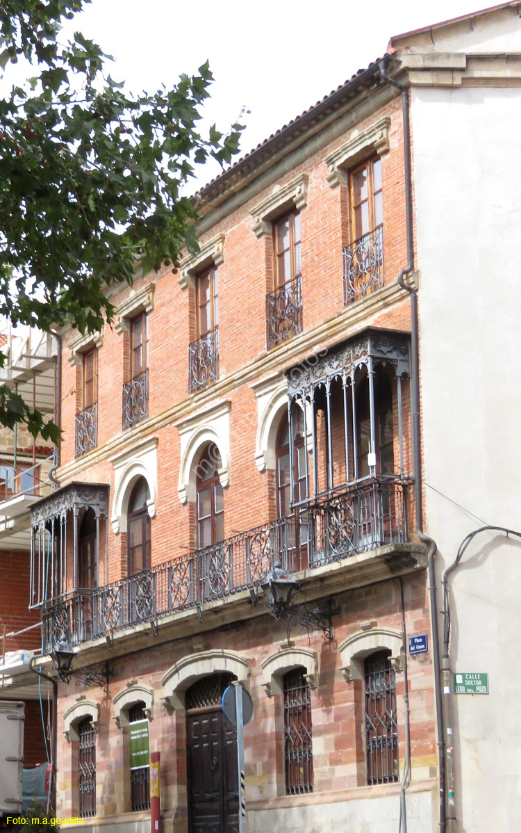 BENAVENTE (257) Casa del Cervato